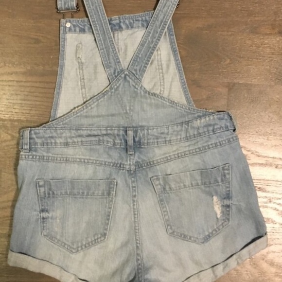 Short Overalls - Picture 2 of 3